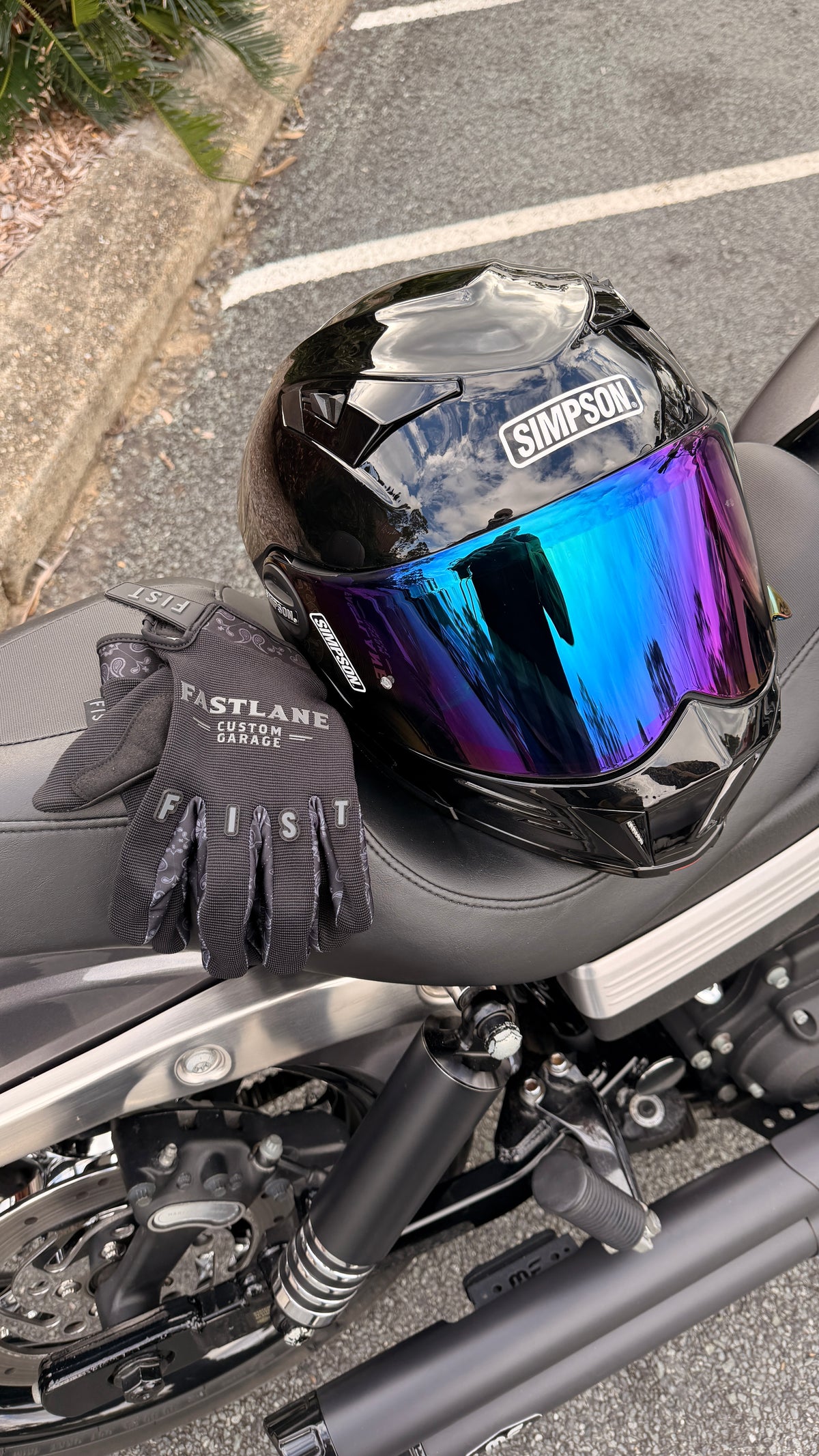 Mod Bandit Helmet - Gloss Black