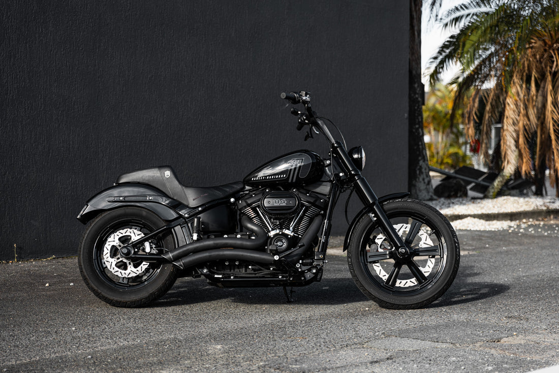 SOLD: Harley-Davidson Black Street Bob (M8)