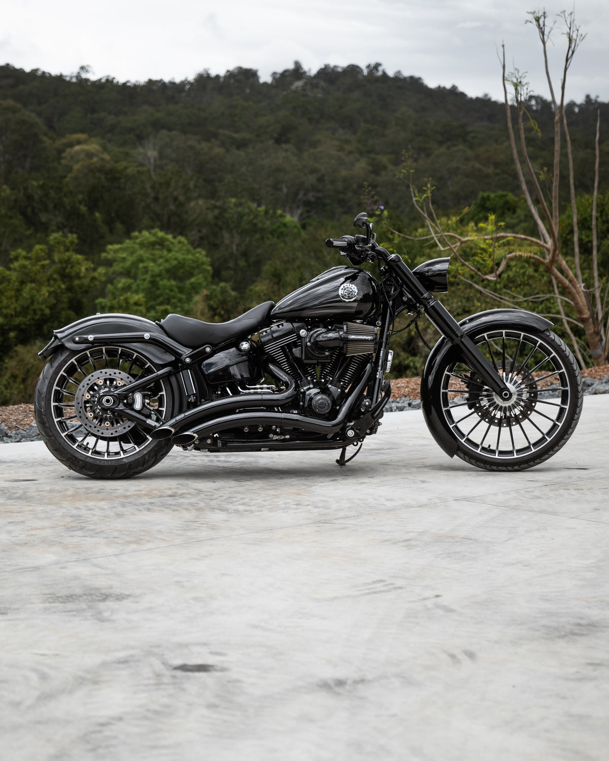 2017 HARLEY DAVIDSON BREAKOUT