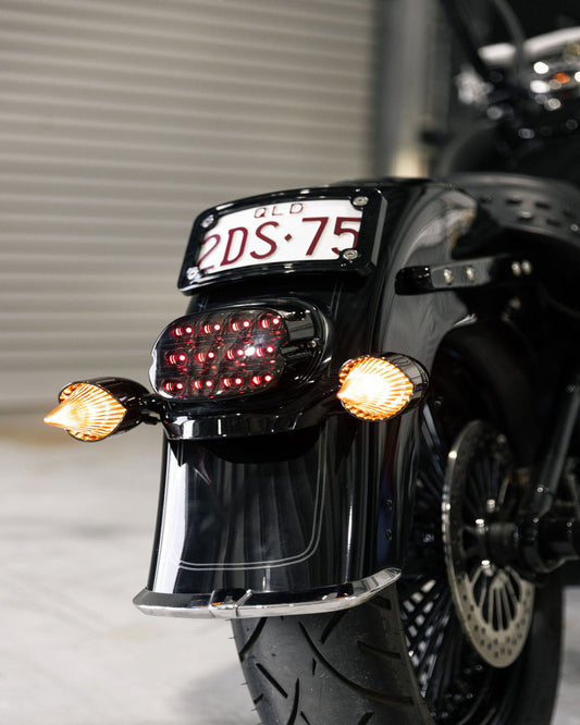 Curved Lay-Down Licence Plate Mount & Frame – Gloss Black
