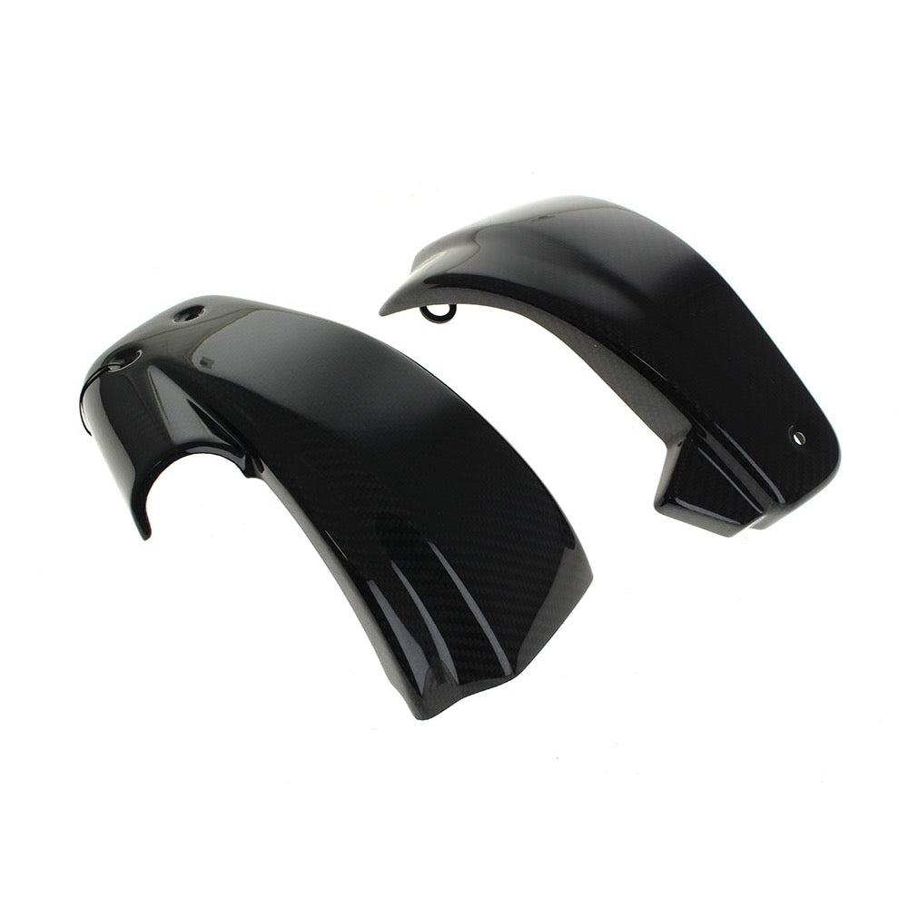 Saddlemen Carbon Side Covers – Softail 2018–2024 with Remote Preload Adjuster