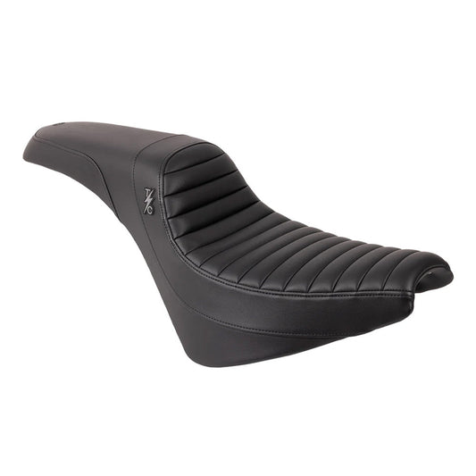 Saddlemen Thrashin X Step-Up Tuck & Roll Dual Seat – Softail Street Bob 2018up & Standard 2020up