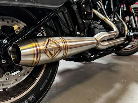 2-into-1 Elsinore Mid Length Exhaust - Stainless Steel. Fits Softail 2018up Non-240 Rear Tyre Models. - SP Concepts Exhaust