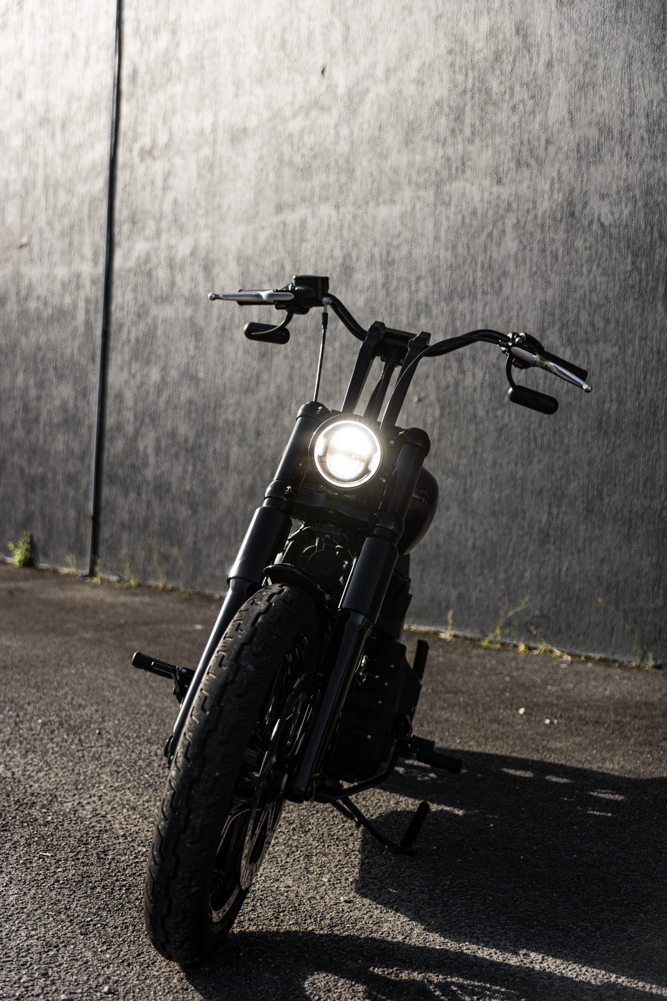 SOLD: Harley-Davidson Black Street Bob (M8)